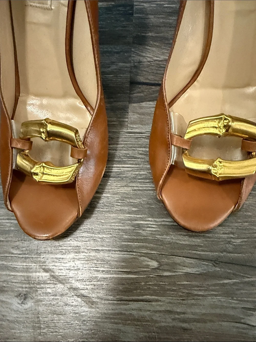 Michael Kors | Brown Leather Gold Hardware Heel Shoes size 7.5